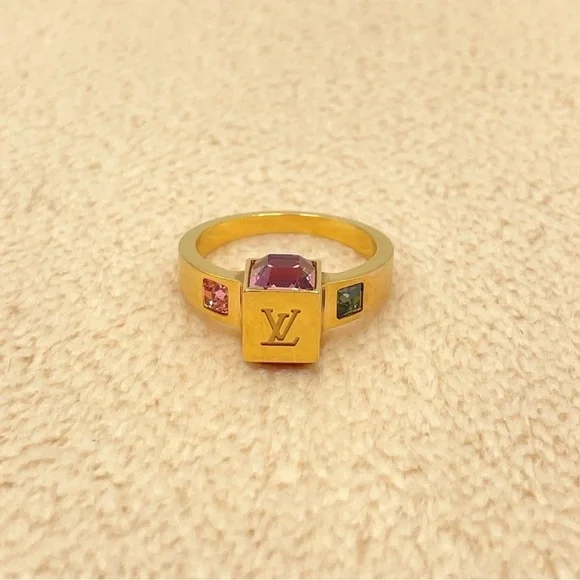 Auth Louis Vuitton M66826 Berg
Gamble Ring GD Pink L size 5.7g - Picture 2 of 10